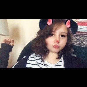 Meet your Posher, Elly